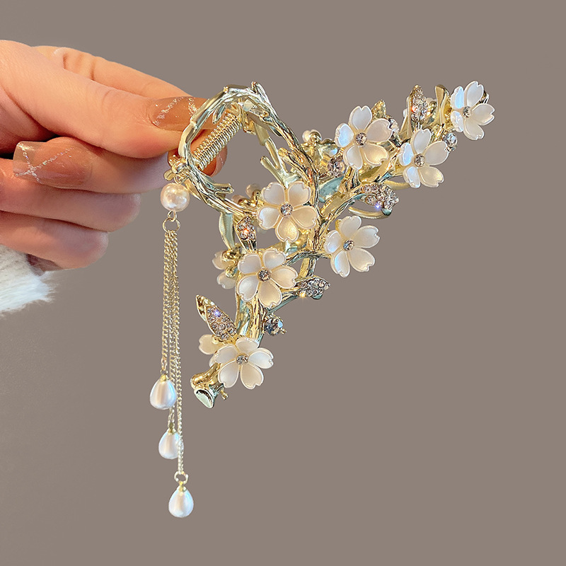 Large Metal Pearl Bell Orchid Tassel Hair Clip - Image 6